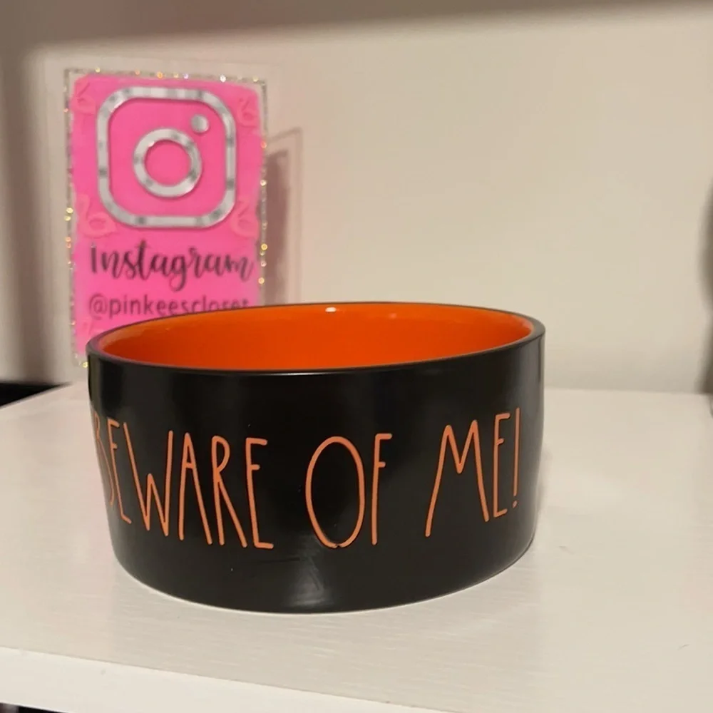 RAE DUNN HALLOWEEN DOG/CAT BOWL